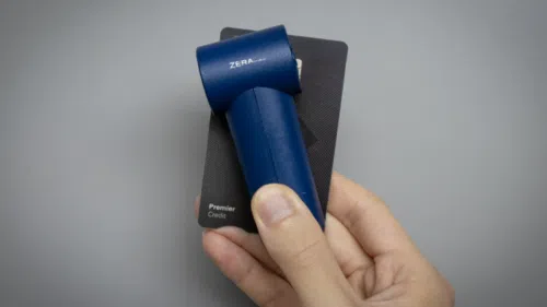 Handventilator im Kreditkarten-Format – So klein ist der Zera Mini | Jetzt ab 23€ im Crowdfunding