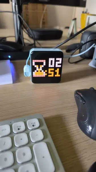 ORICO PixCharge LED Pixel Display Powerbank Timer