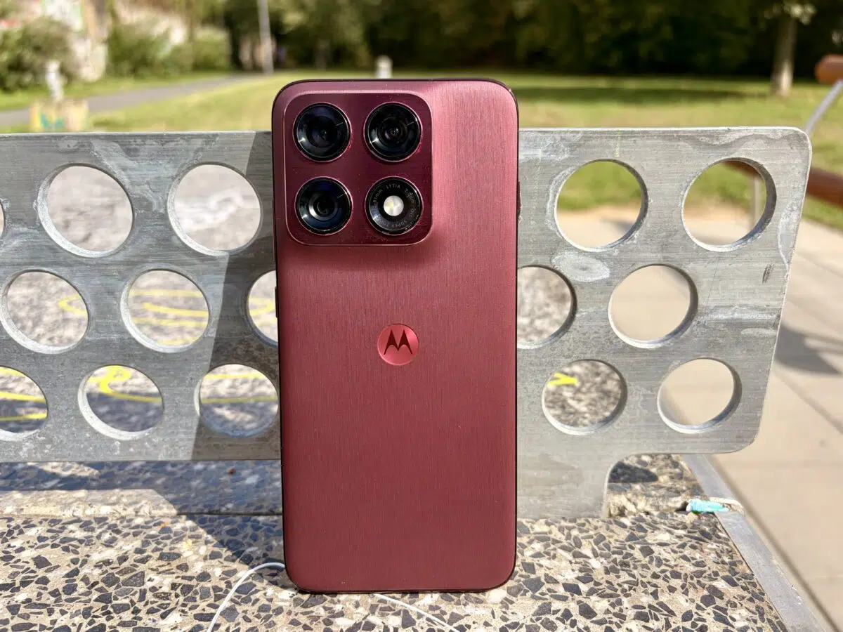 motorola edge 70 pro rueckseite stehend motorola edge 70 pro rueckseite stehend