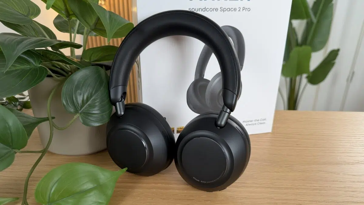 Anker Sapce 2 Pro Anker Schriftzug am Kopfbuegel Anker Sapce 2 Pro Anker Schriftzug am Kopfbuegel