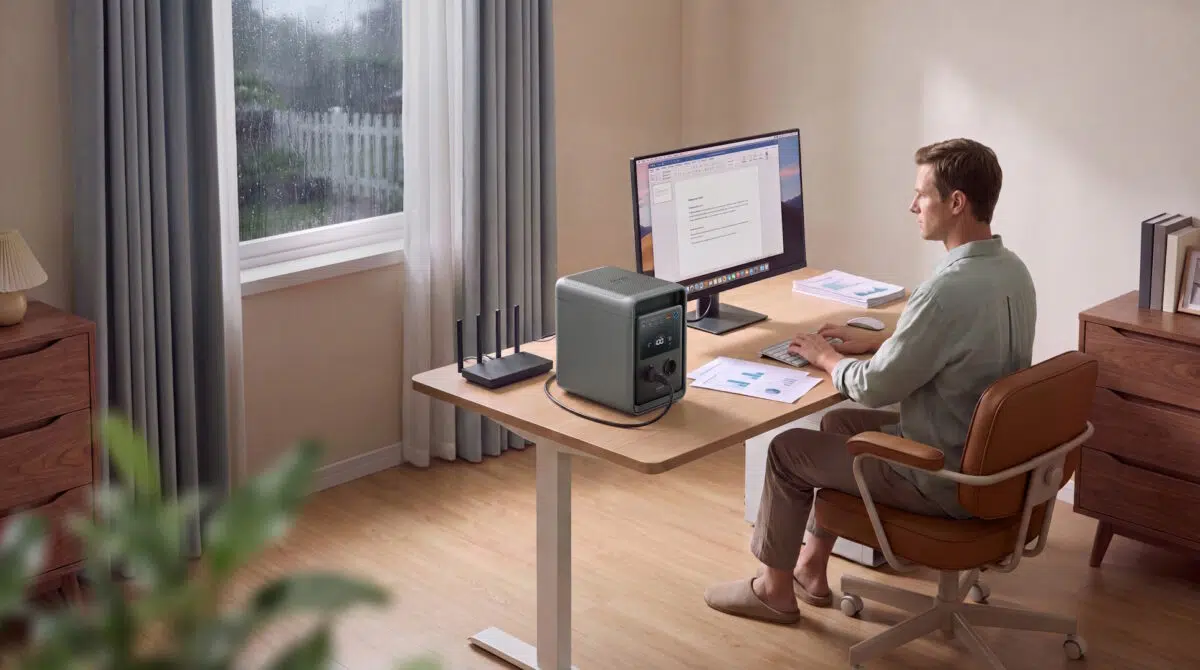 Anker Solix S2000 Powerstation 8