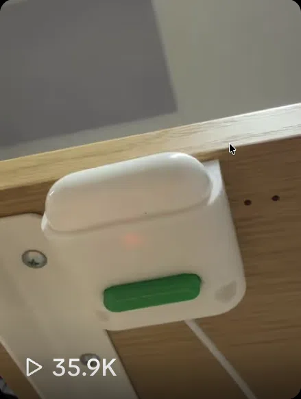 AirPod Ladestation