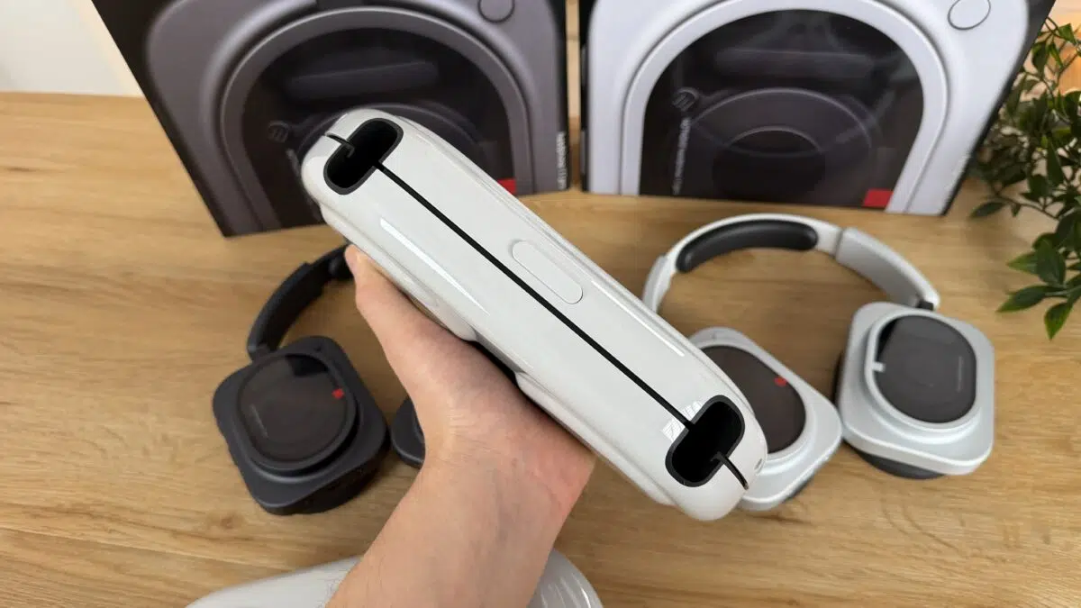 Headphone 1 Pro Case oeffnungen Headphone 1 Pro Case oeffnungen