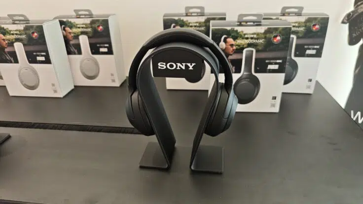 SONY WH 1000XM4C Schwarz SONY WH 1000XM4C Schwarz