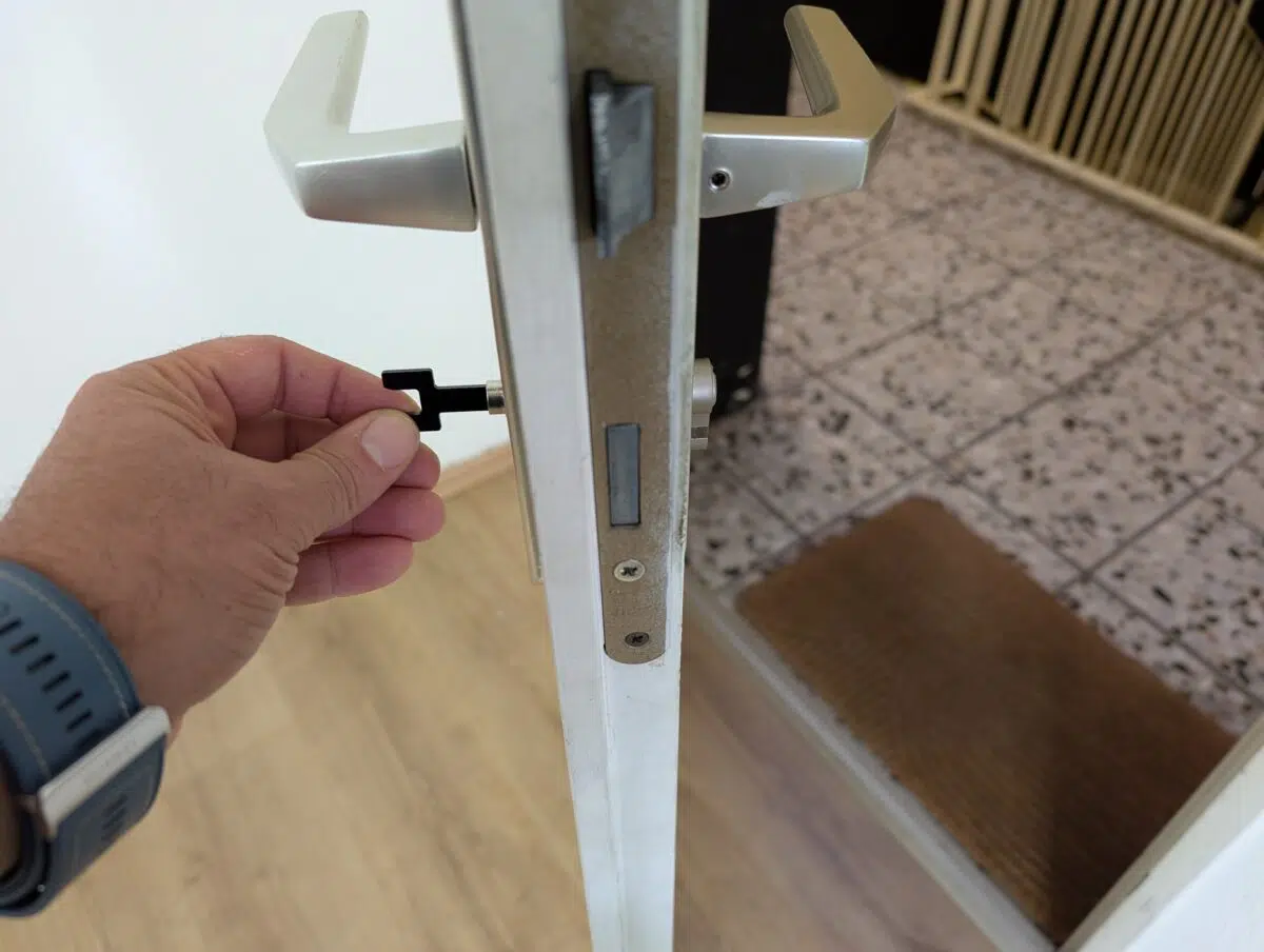 Yale Linus L2 Lite Test Yale Schliesszylinder Metall Dummy Yale Linus L2 Lite Test Yale Schliesszylinder Metall Dummy