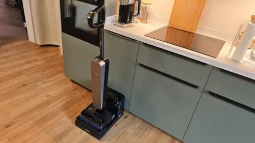 Tineco FLOOR ONE Station S9 Scientist im Test: Heißwasser-Power gegen hartnäckige Flecken