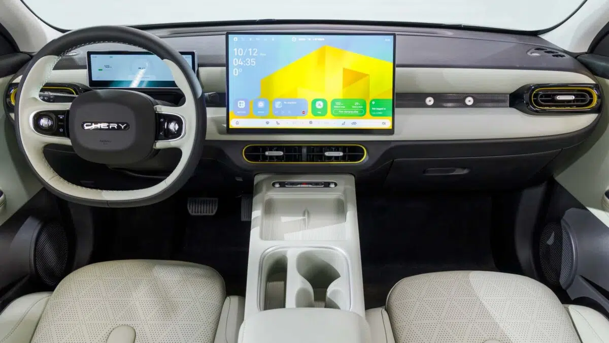 chery q cockpit chery q cockpit